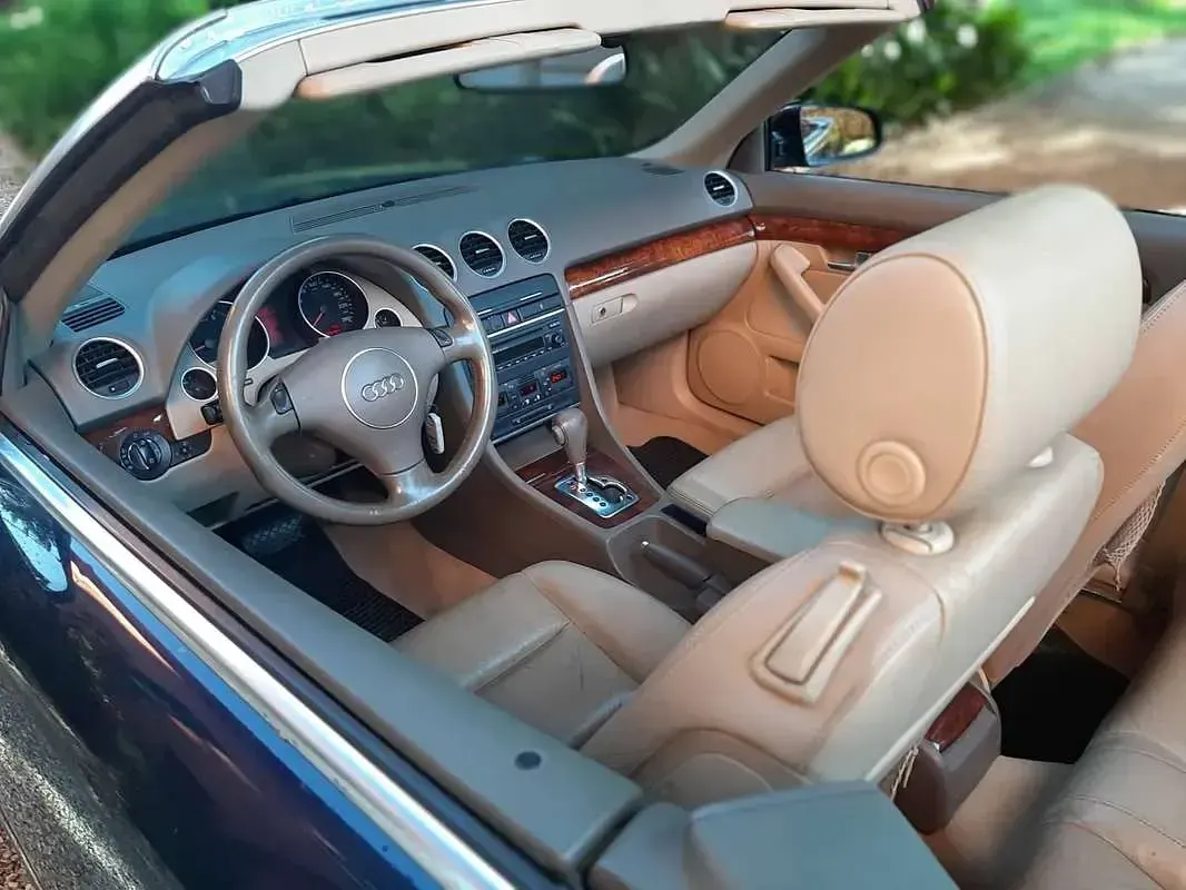 Usata Audi Cabriolet 174 CV (127 kW) 2000 Blu/azzurro Cabrio