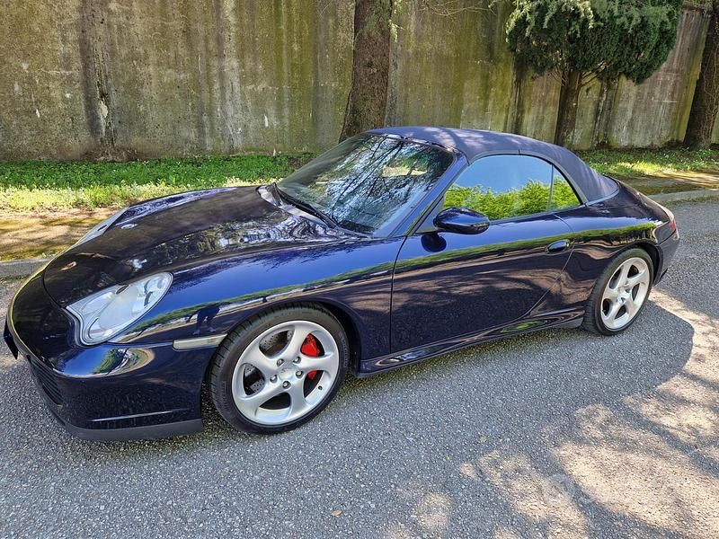 Usata Porsche 996 320 CV (235 kW) 2004 Blu Cabrio