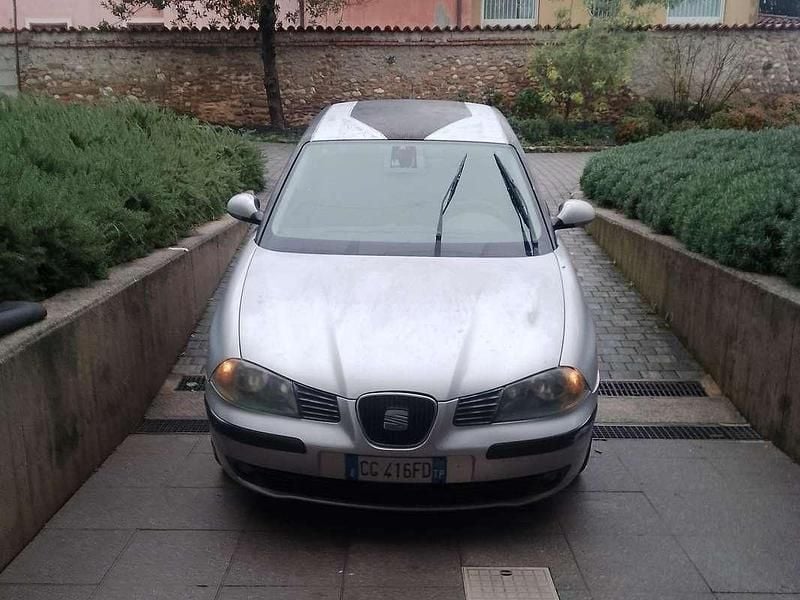 Usata Seat Ibiza Stylance 75 CV (55 kW) 2003 Berlina