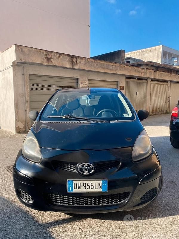 Usata Toyota Aygo 2009 Nero Utilitaria
