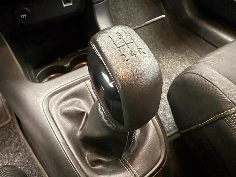 Usata Citroën C3 Feel 83 CV (61 kW) 2022 Bianco Utilitaria