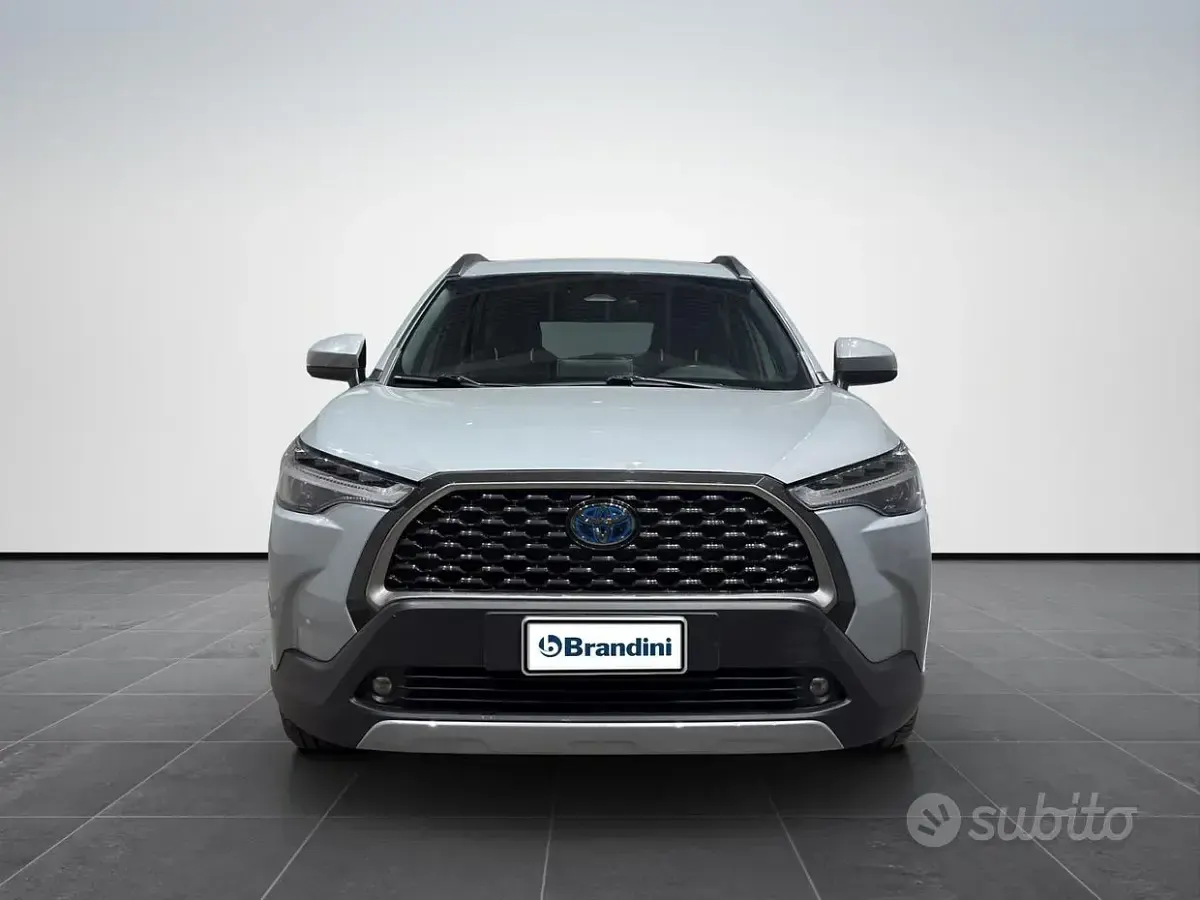 Usata Toyota Corolla Cross Trend 152 CV (111 kW) 2022 Grigio SUV