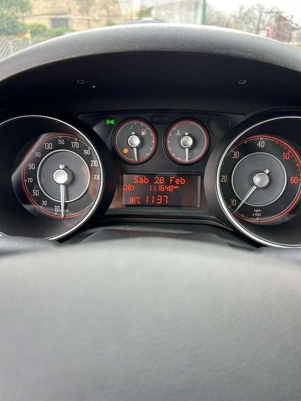 Usata Nissan Juke Tekna 116 CV (85 kW) 2016 Nero SUV