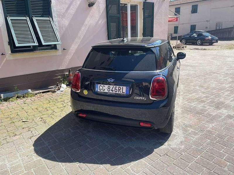 Nero Usata 2021 Mini Cooper SE Utilitaria | 21.000 € (Cara) - Immagine 1/4
