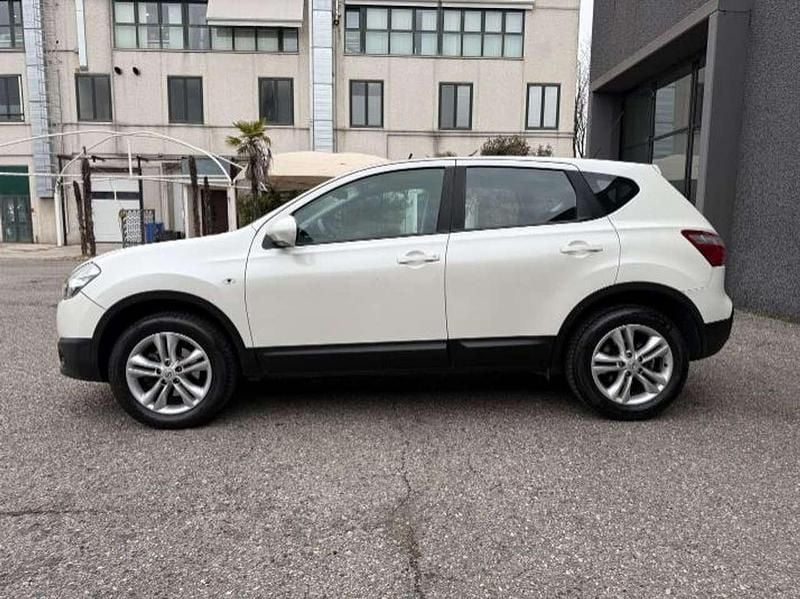 Usata Nissan Qashqai N-TEC 117 CV (86 kW) 2014 Bianco SUV