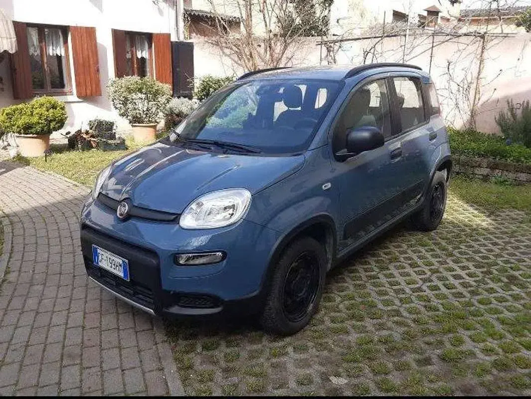 Usata Fiat Panda Cross Cross 86 CV (63 kW) 2021 Utilitaria