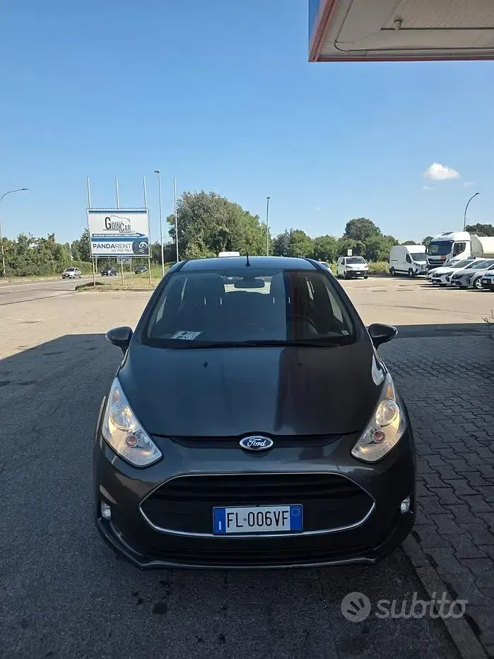 Usata Ford B-MAX Business Edition 87 CV (63 kW) 2018 Blu Monovolume