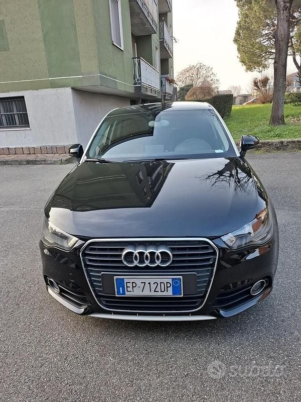 Usata Audi A1 Sportback Ambition 90 CV (66 kW) 2012 Nero Utilitaria
