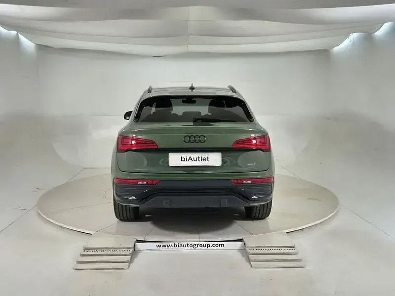 Usata Audi Q5 Sportback S-Line 204 CV (150 kW) 2025 Verde SUV