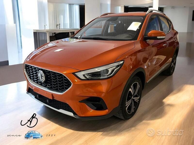 Arancione Usata 2023 MG ZS Comfort Tre volumi | 12.900 € (Ottimo prezzo) - Immagine 1/4