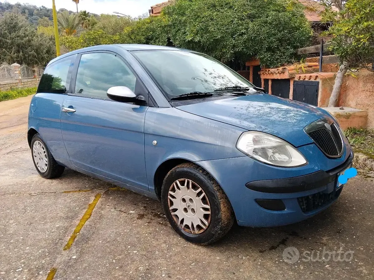 Usata Lancia Ypsilon 2005 Bluazzurro Utilitaria