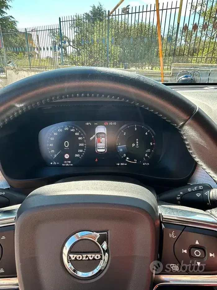 Usata Volvo XC40 150 CV (110 kW) 2018 Nero SUV