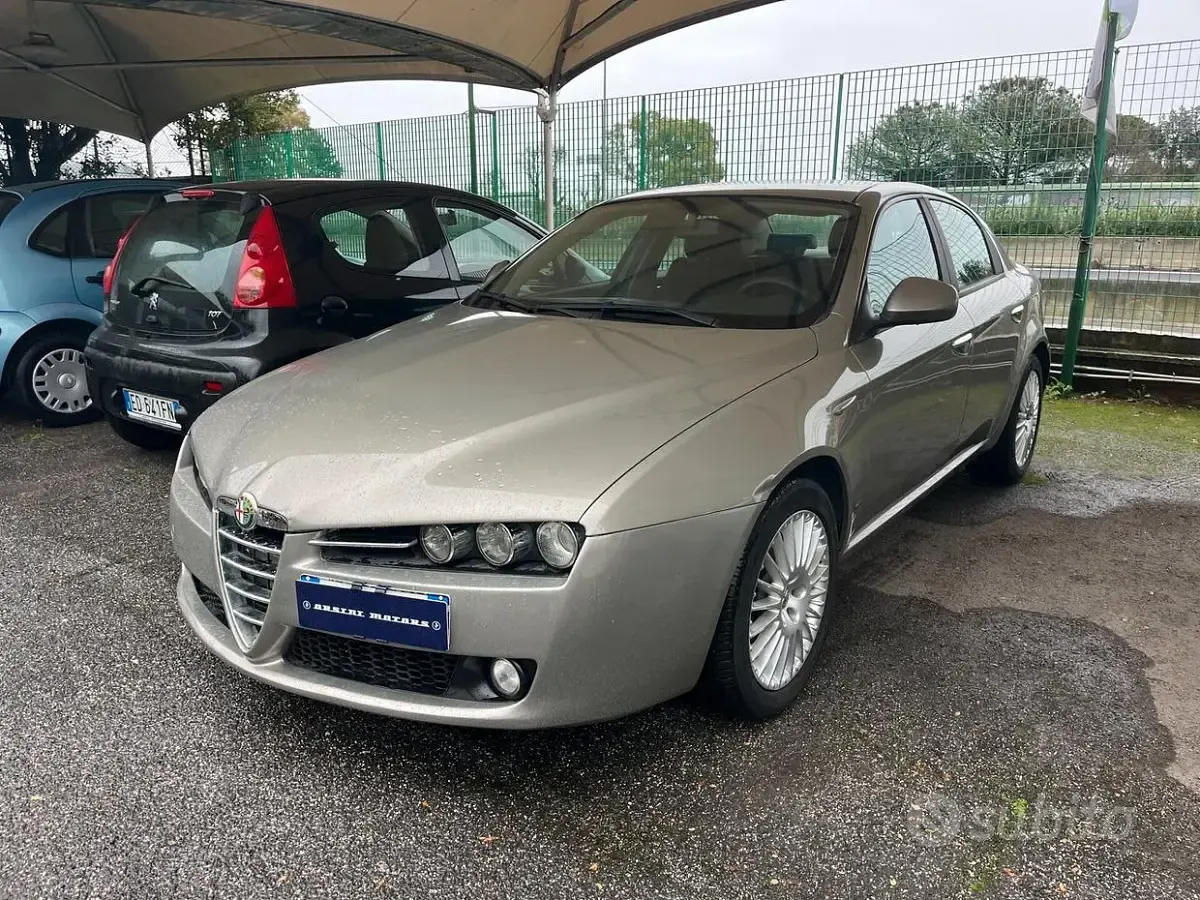 Käytetty Alfa Romeo 159 Distinctive 185 HP (136 kW) 2006 Peessi Sedan