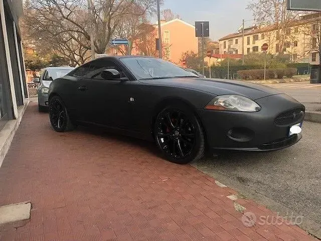 Usata Jaguar XK 298 CV (219 kW) 2006 Nero Coupé