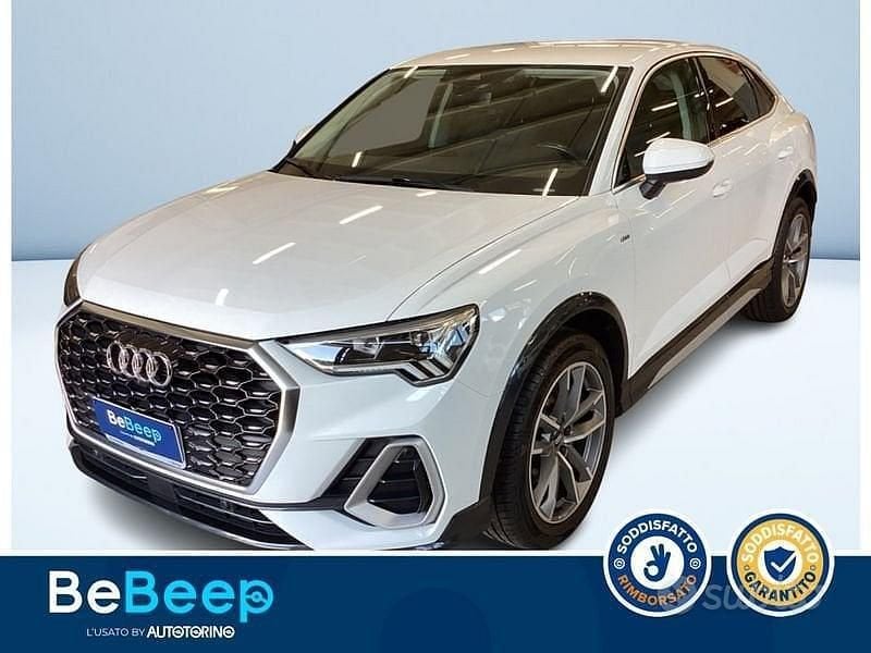 Bianco pastello Usata 2020 Audi Q3 Sportback S-Line SUV | 30.500 € (Buon prezzo) - Immagine 1/3