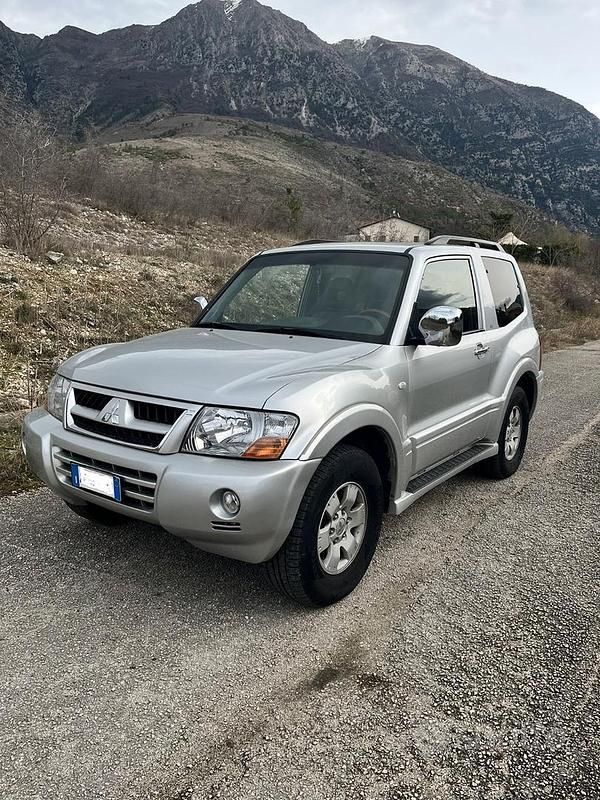 Usata Mitsubishi Pajero 2003 SUV