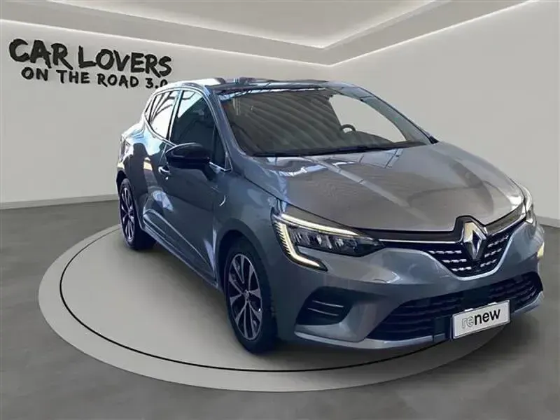 Usado Renault Clio V Techno 101 HP (74 kW) 2023 Cinzento Citadino