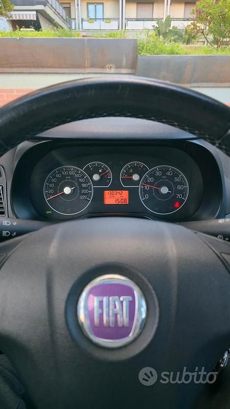 Usata Fiat Grande Punto 65 CV (47 kW) 2007 Blu Utilitaria