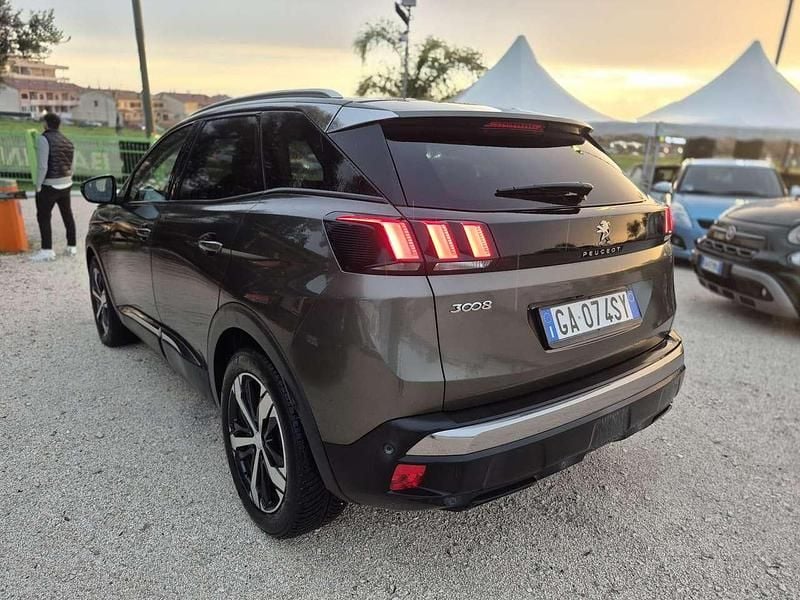 Usata Peugeot 3008 Allure 131 CV (96 kW) 2020 Grigio SUV