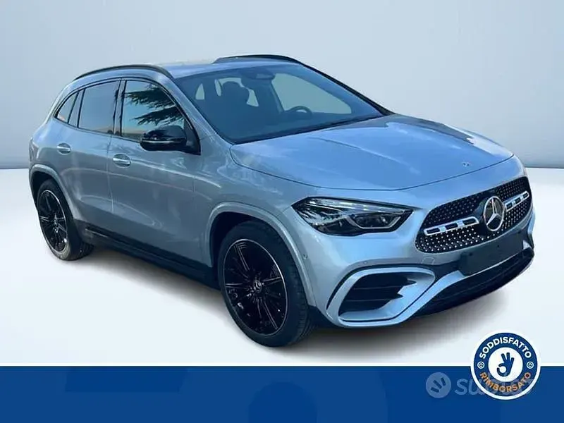 Nuova Mercedes GLA200 AMG line 150 CV (110 kW) 2026 Grigio SUV