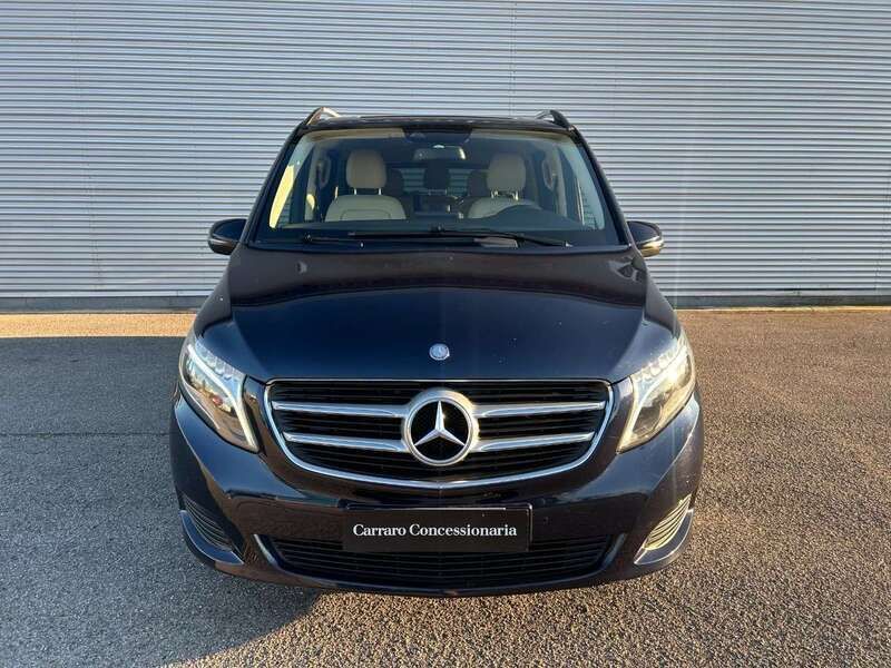 Usata Mercedes V250 190 CV (139 kW) 2016 Blu Monovolume