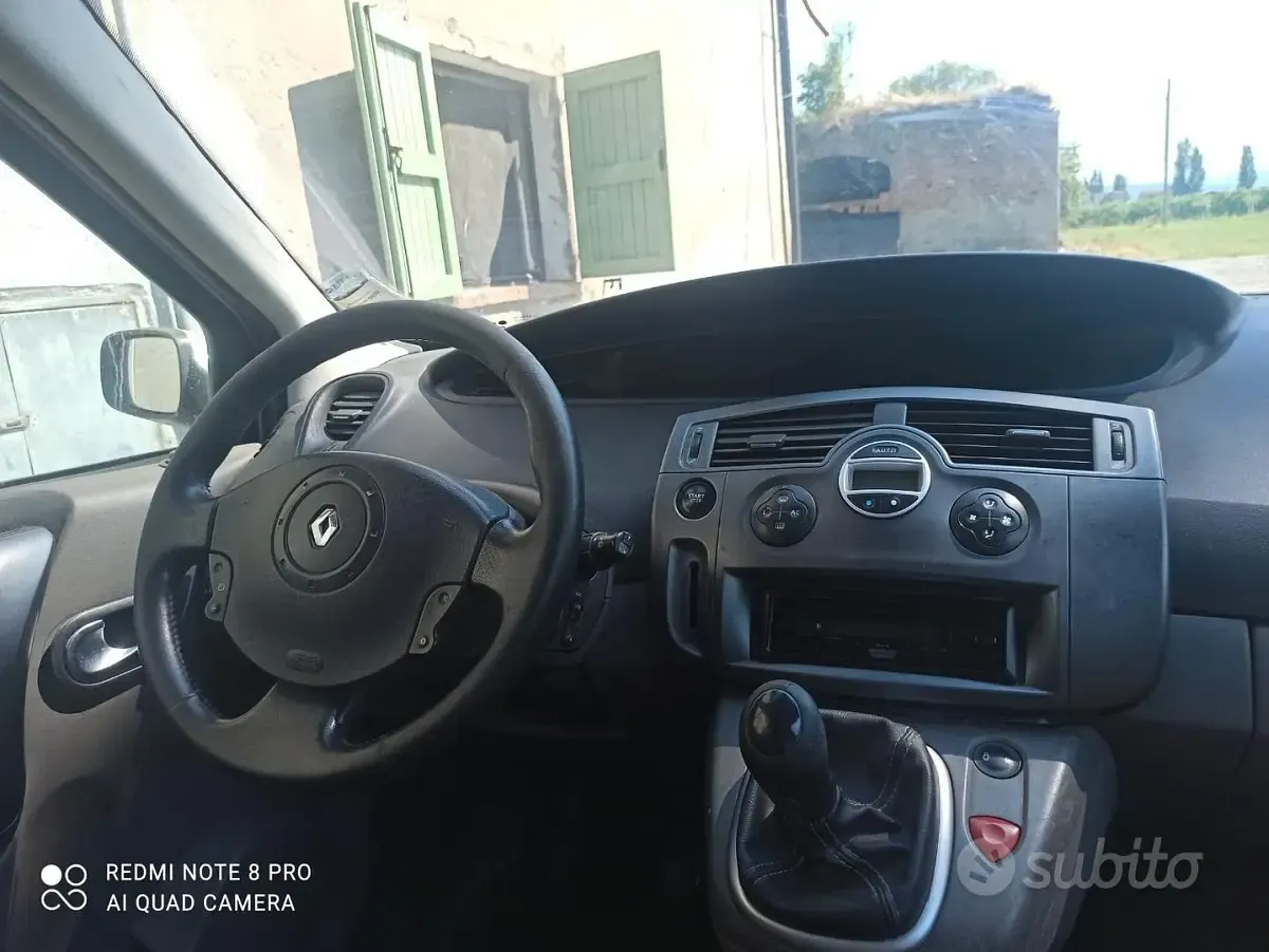 Usata Renault Scénic 2005 Grigio Monovolume