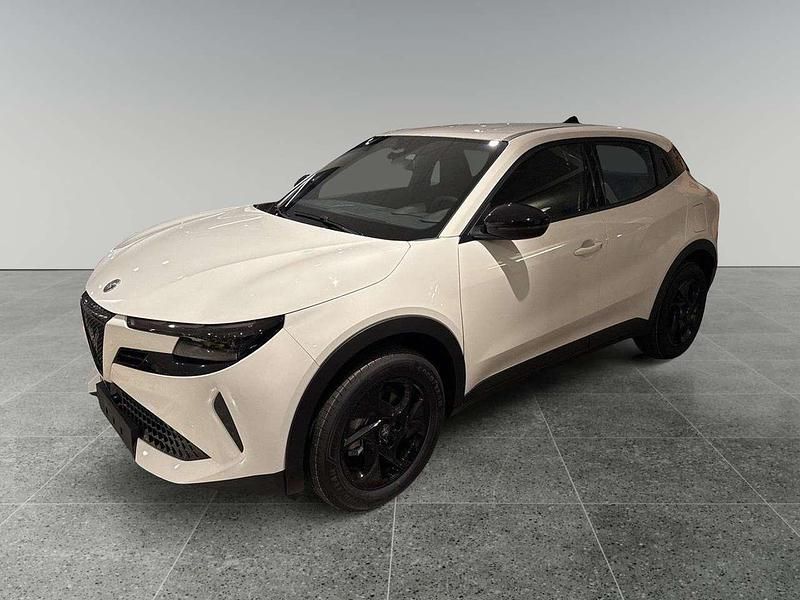 Nuova Alfa Romeo Junior 136 CV (100 kW) 2025 Bianco SUV