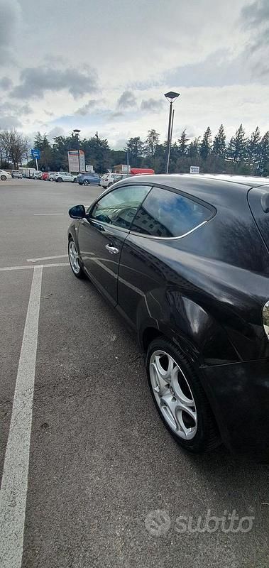 Usata Alfa Romeo MiTo 95 CV (69 kW) 2010 Nero Utilitaria
