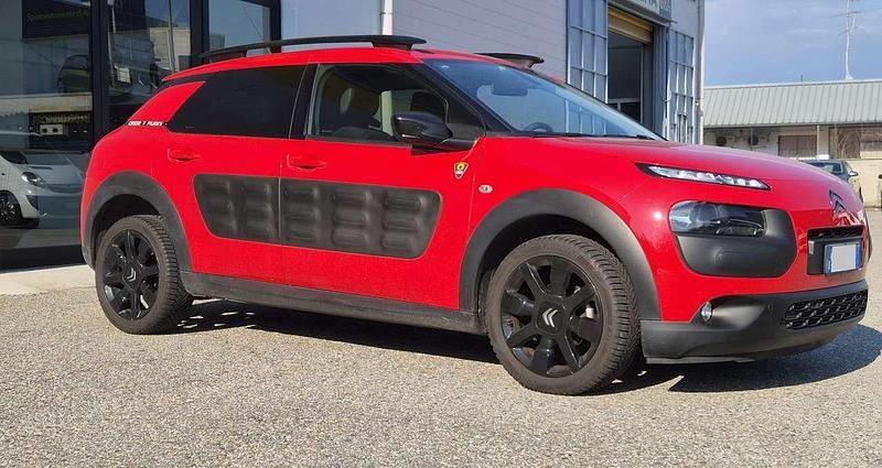 Usata Citroën C4 Shine 99 CV (72 kW) 2016 Rosso SUV