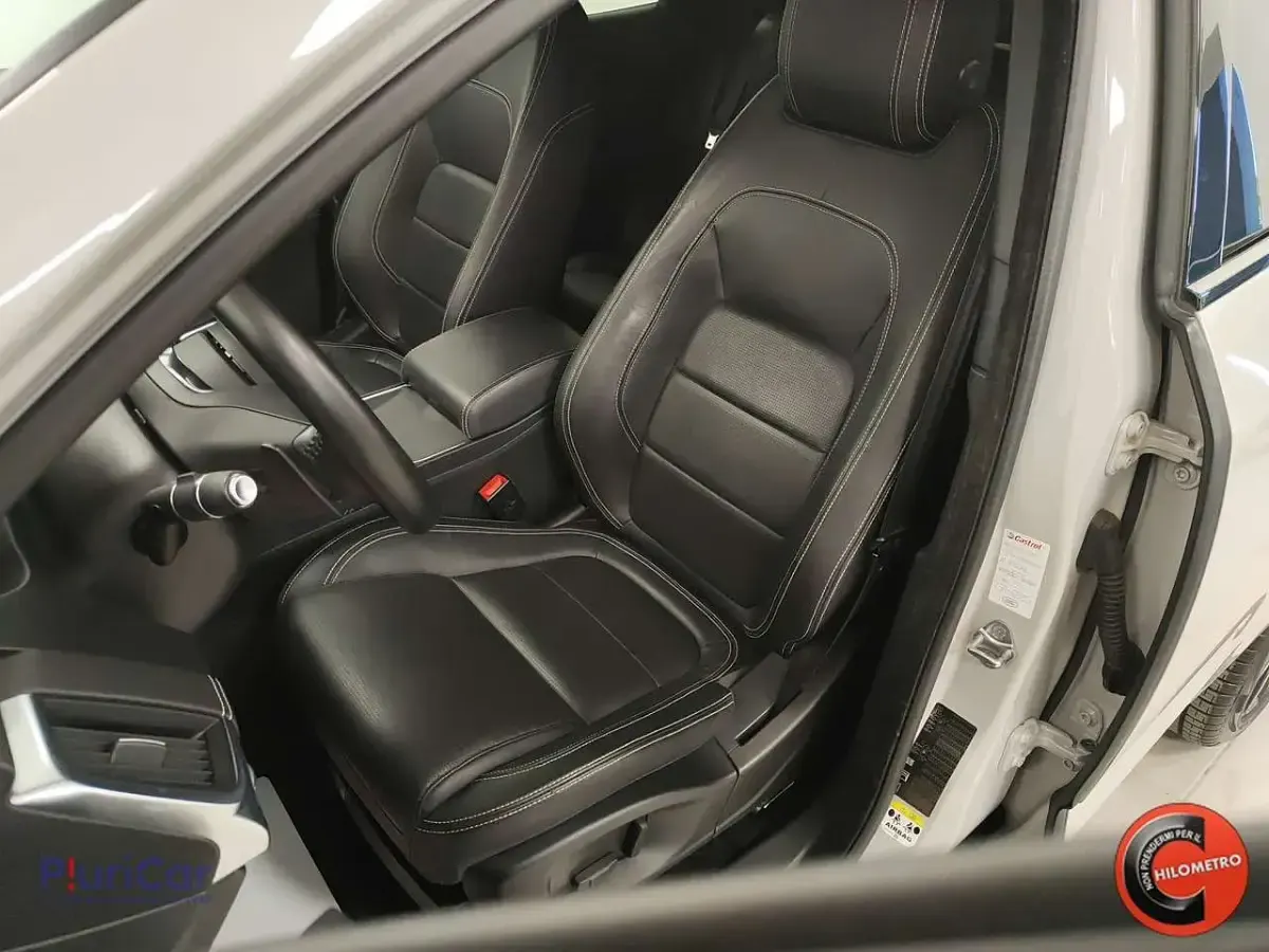 Usata Jaguar E-Pace R-Dynamic 200 CV (147 kW) 2019 Grigio SUV