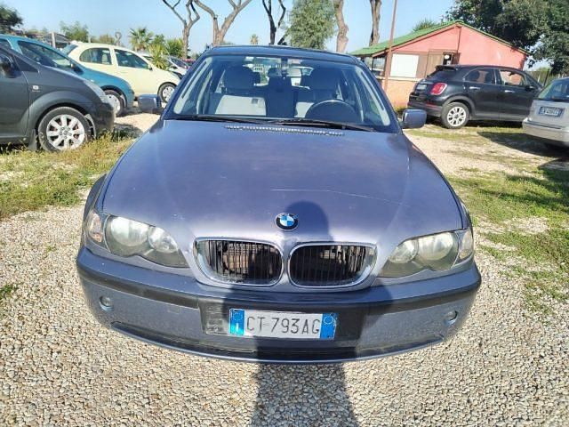 Grigio Usata 2004 BMW 320 Efficient Dynamics Station wagon | 2200 € (Super prezzo) - Immagine 1/4