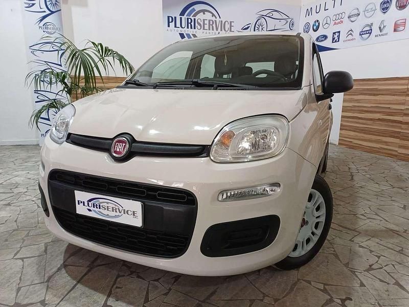 Beige Usata 2017 Fiat Panda Lounge Due volumi | 5990 € (Buon prezzo) - Immagine 1/4
