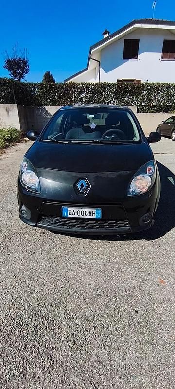Nero Usata 2009 Renault Twingo Due volumi | 2000 € (Super prezzo) - Immagine 1/4