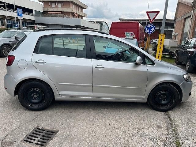 Usata VW Golf VI Trendline 105 CV (77 kW) 2010 Grigio Utilitaria
