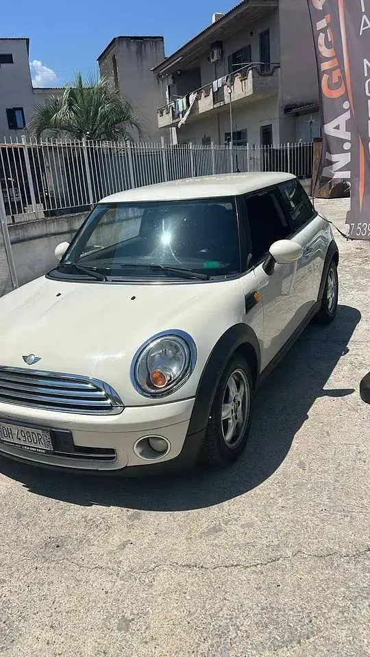 Usata Mini Cooper Chili 120 CV (88 kW) 2007 Bianco Utilitaria