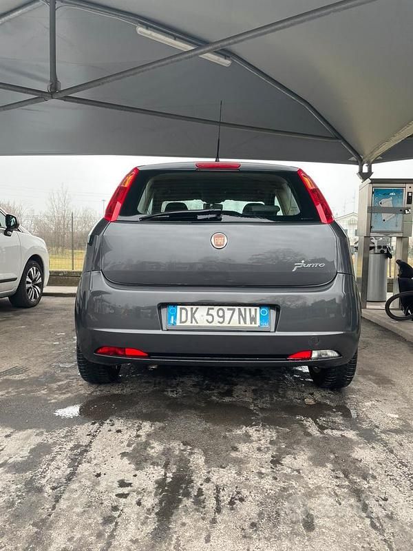 Usata Fiat Grande Punto 65 CV (47 kW) 2007 Utilitaria