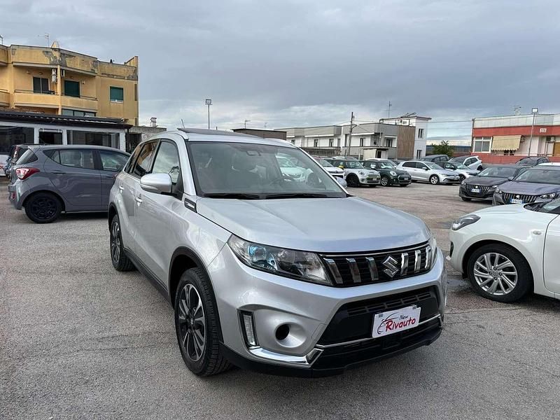 Usata Suzuki Vitara 140 CV (102 kW) 2019 Argento SUV