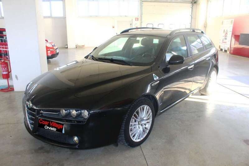 Nero pastello Usata 2011 Alfa Romeo 159 Distinctive Station wagon | 8500 € (Super prezzo) - Immagine 1/4