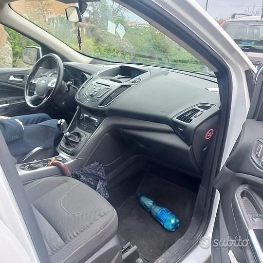 Bianco Usata 2013 Ford Kuga SUV | 6800 € (Super prezzo) - Immagine 1/4
