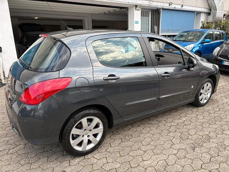 Occasion Peugeot 308 156 ch (114 kW) 2010 Gris Berline