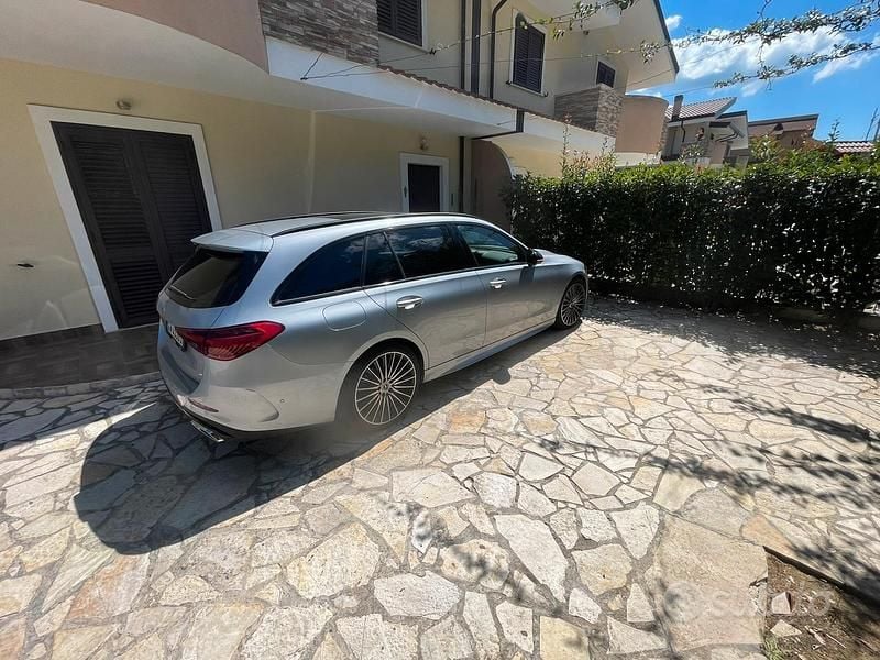 Usata Mercedes C220 220 CV (161 kW) 2024 Grigio Station wagon