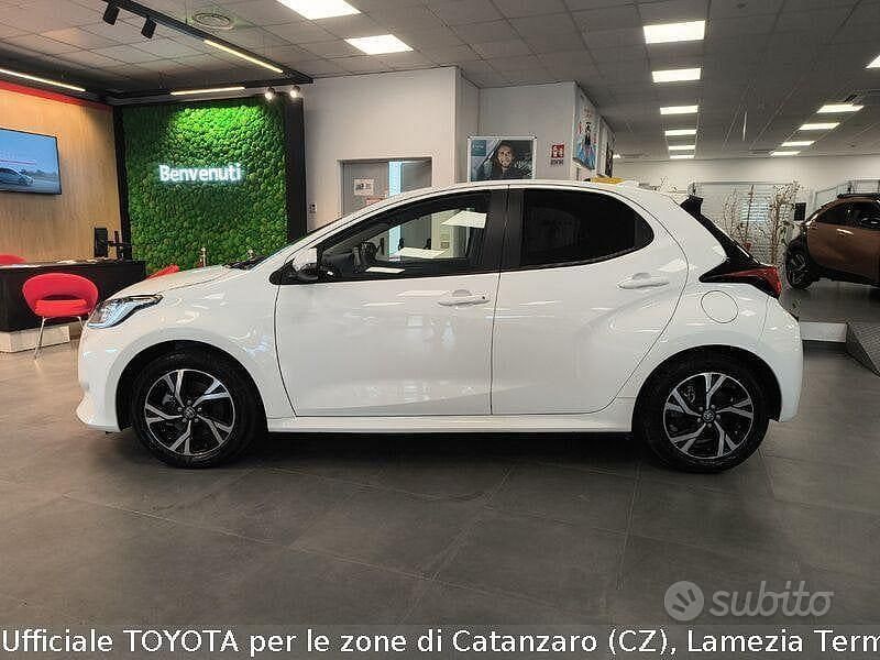 Usata Toyota Yaris Hybrid Trend 2024 Bianco Berlina