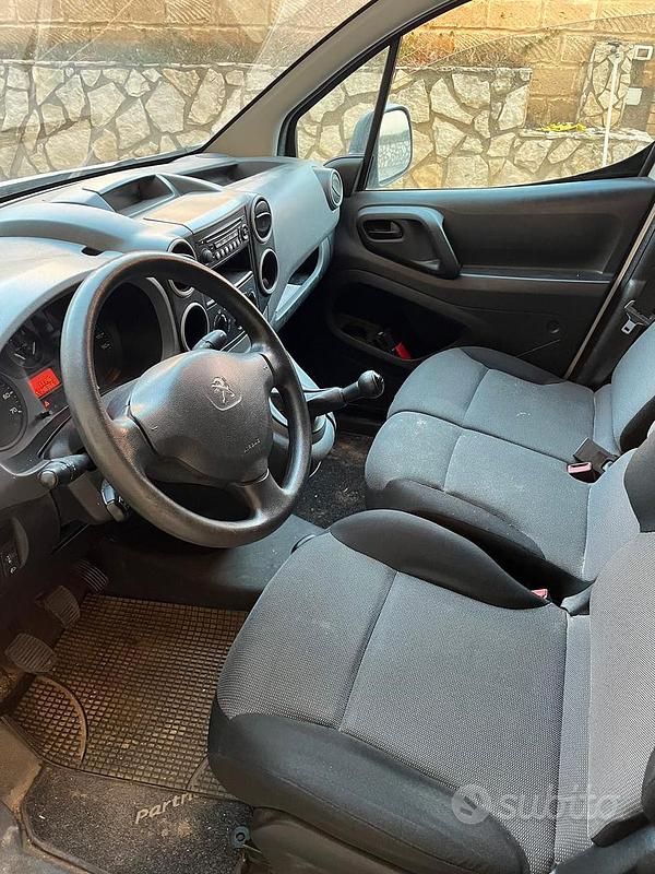 Usata Peugeot Partner 100 CV (73 kW) 2016 Bianco Monovolume