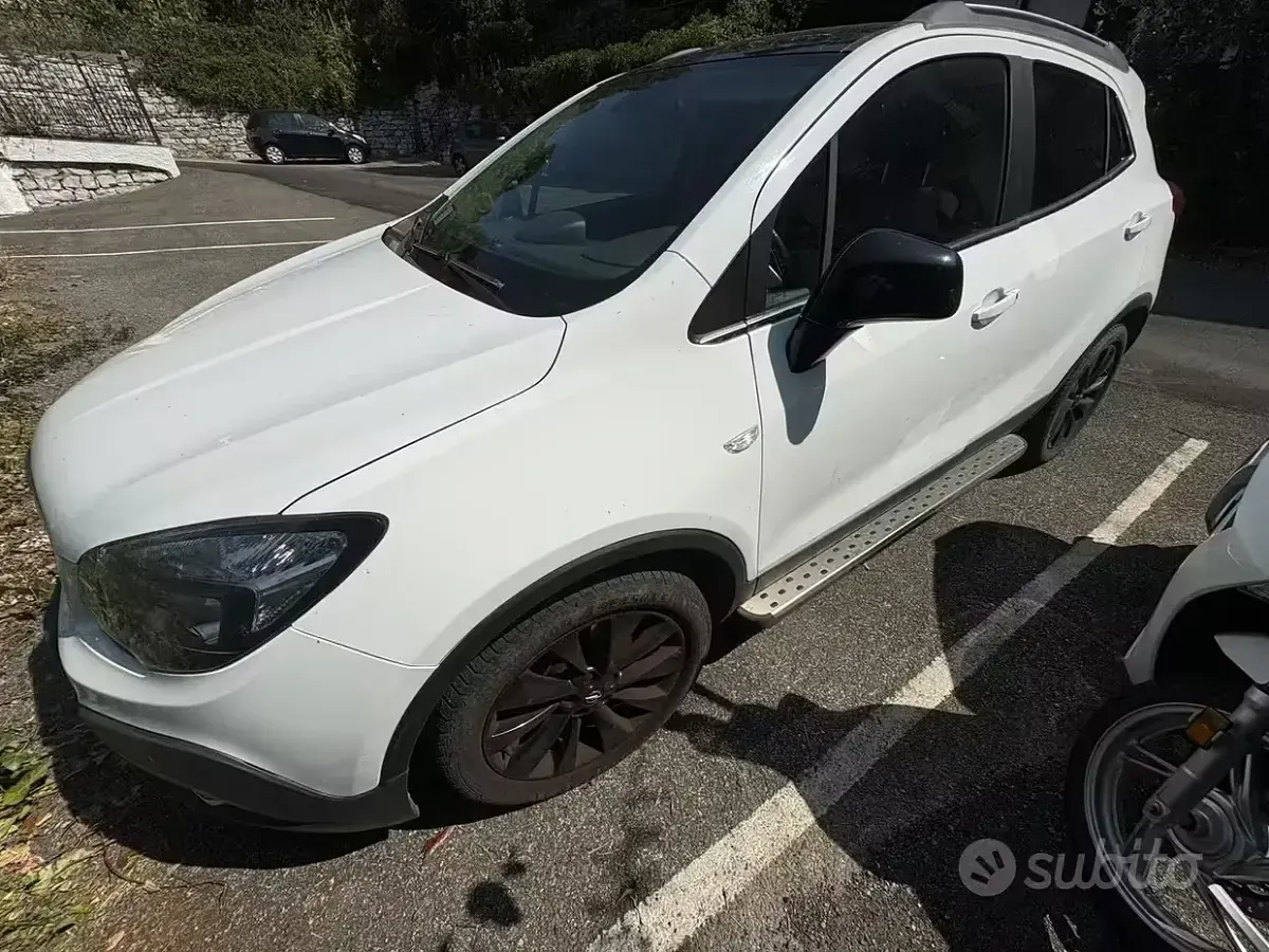 Usata Opel Mokka 140 CV (102 kW) 2015 Bianco SUV