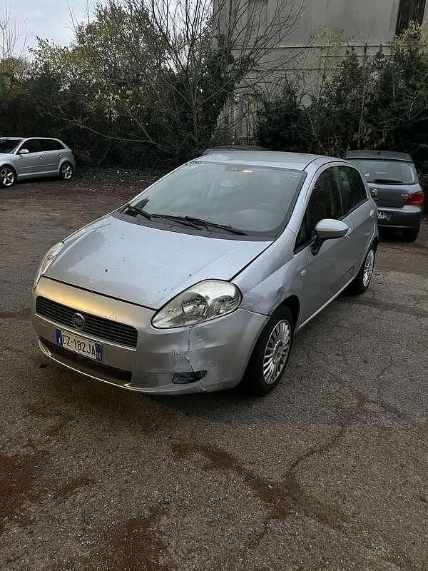 Usata Fiat Punto 60 CV (44 kW) 2005 Berlina