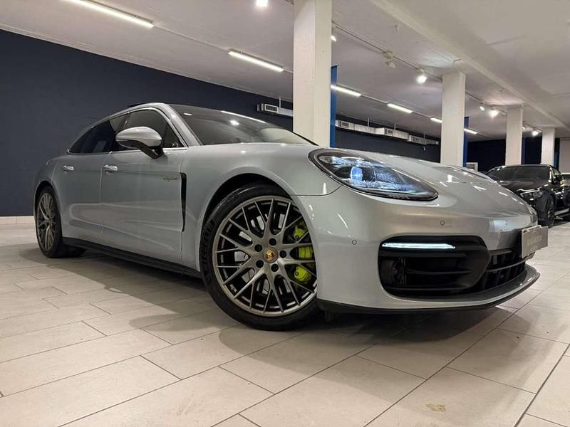 Usata Porsche Panamera 4S E-Hybrid Sport Turismo Sport Turismo 441 CV (324 kW) 2021 Argento Station wagon