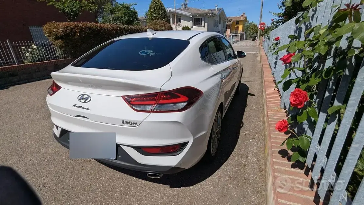 Usata Hyundai i30 140 CV (102 kW) 2018 Bianco Berlina