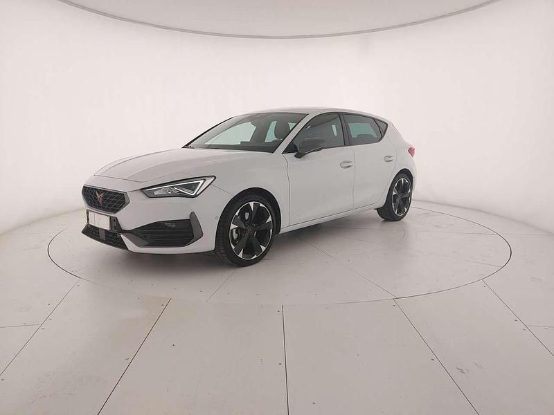 Usata Cupra Leon 150 CV (110 kW) 2023 Bianco nevada Berlina