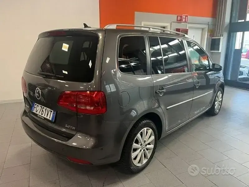 Usata VW Touran Highline 140 CV (102 kW) 2014 Grigio Monovolume