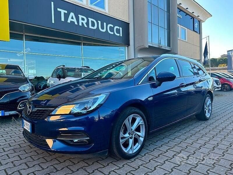 Blu Usata 2020 Opel Astra S Station wagon | 13.000 € (Buon prezzo) - Immagine 1/4